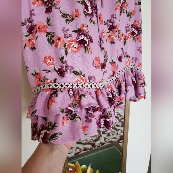 NWOT pretty petunia ruffled top - Picture 10 of 16